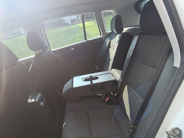 2015 Volkswagen Tiguan S 4Motion