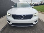 2020 Volvo XC40 Momentum